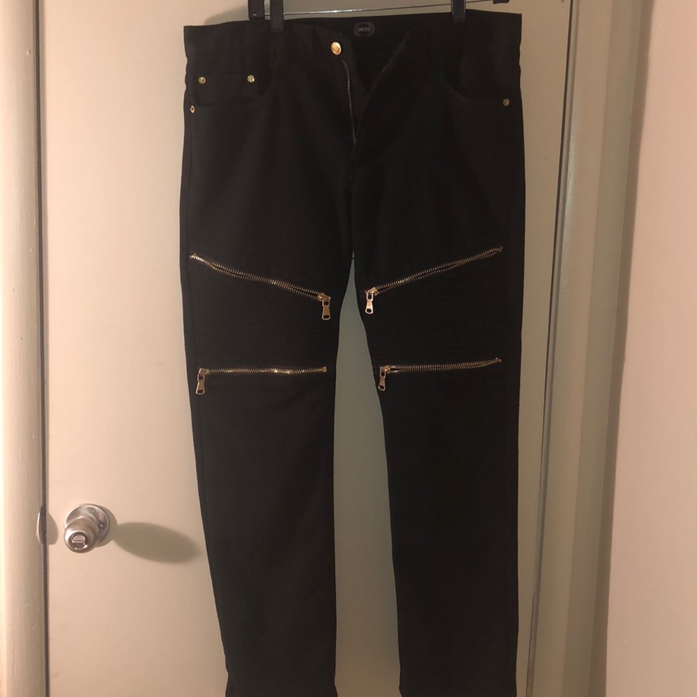 Men’s Black Denim Gold Zippered Jeans